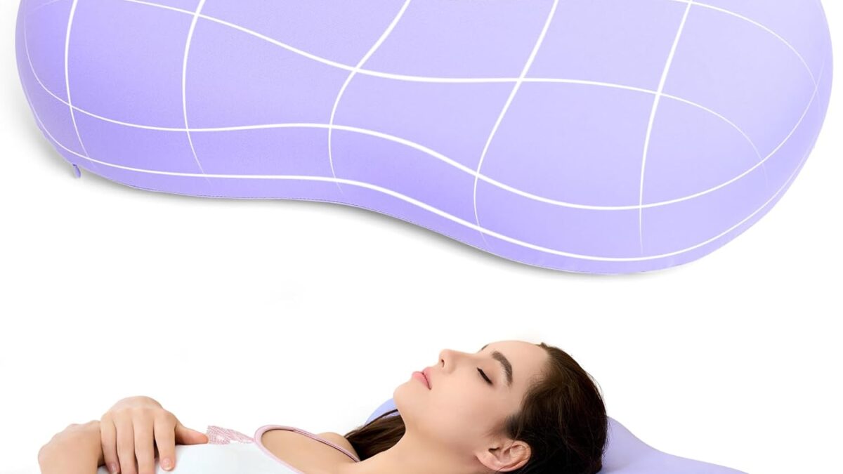 A KEEPMOV Memory Foam Pillow.